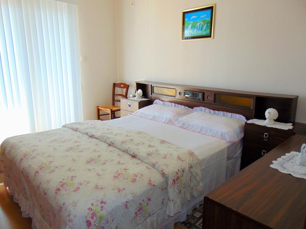 Pansion Kardum Bed and Breakfast Bibinje Camera foto